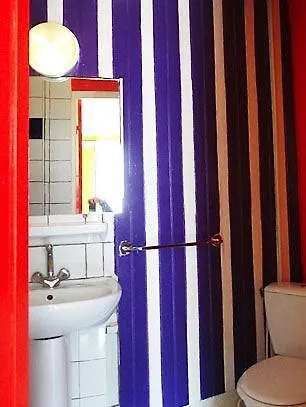 Hostel Blue Planet Хостел Париж
